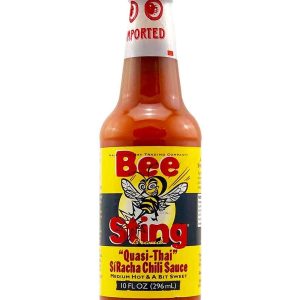 Hot Sauce Bee Sting Quasi-Thai Sriracha Chili Sauce Medium hot and bit