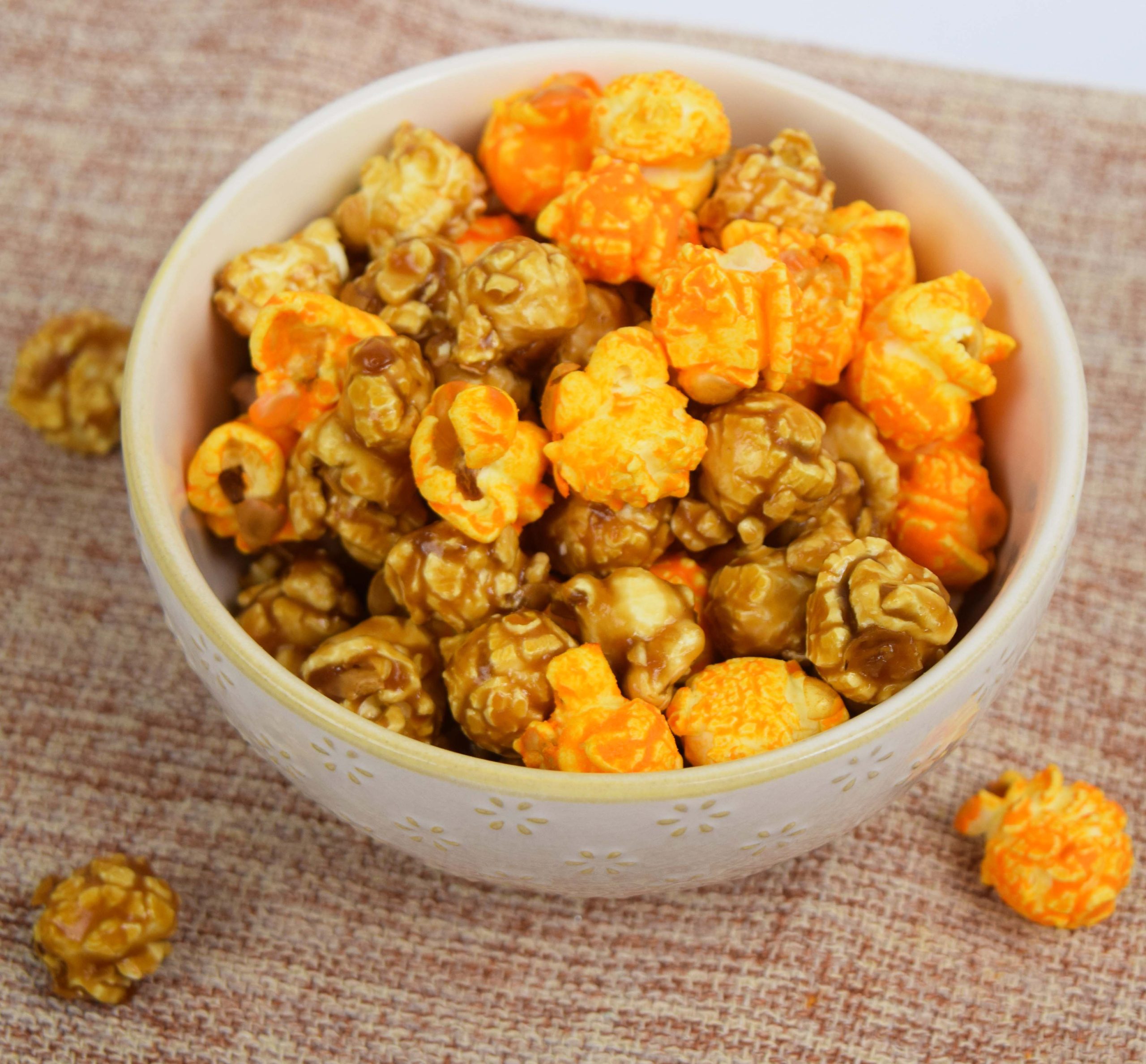 Caramel & Cheddar Mix Popcorn