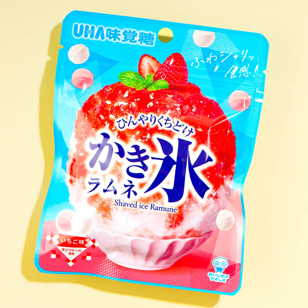 UHA Mikakuto Shaved Ice Ramune Candy – Strawberry