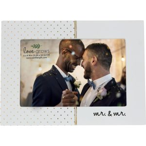 “Mr. & Mr.” Rustic Whitewashed 7.5″ x 5.5″ Photo Frame – Holds 6″ x 4″
