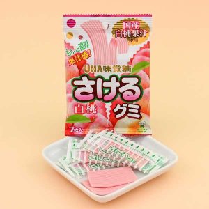 UHA Sakeru Split Gummy Candy – Peach