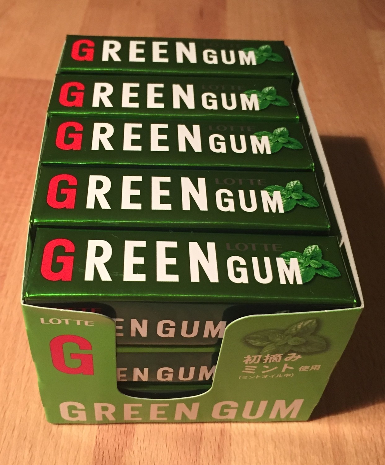 Lotte, Chewing Gum, “Green Gum” 9 gum sticks x 15
