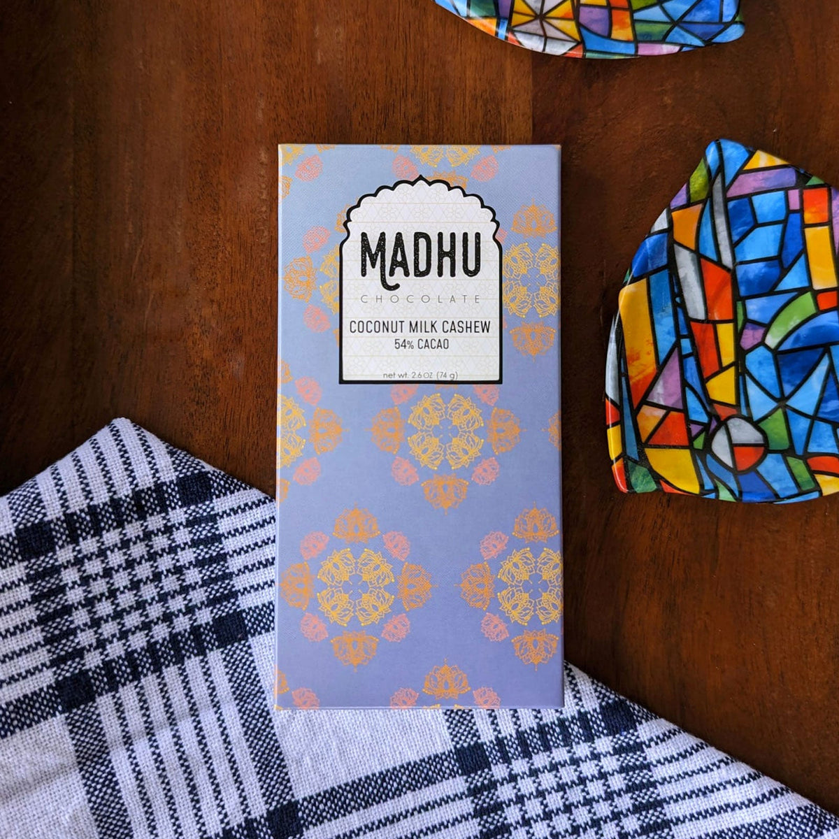 Madhu Chocolate Coconut Milk Cashew – 54% Cacao Chocolate Bar