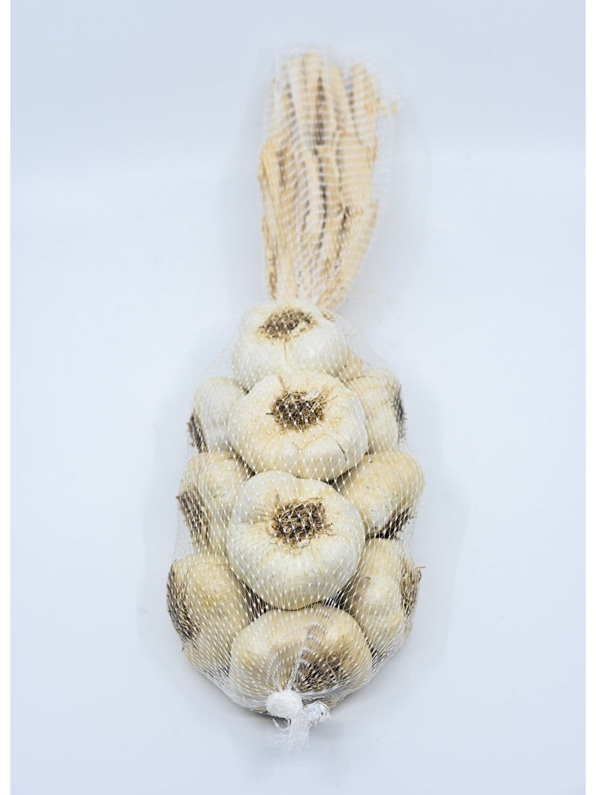 Gilroy Garlic Braid 1 foot length 10 bulbs 1.9 lbs