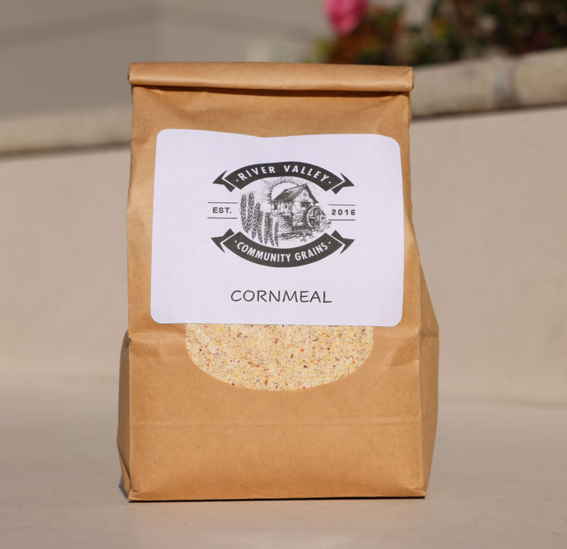 River Valley Community Grains Natural Cornmeal Bag – 6 bags x 1.25 LB case