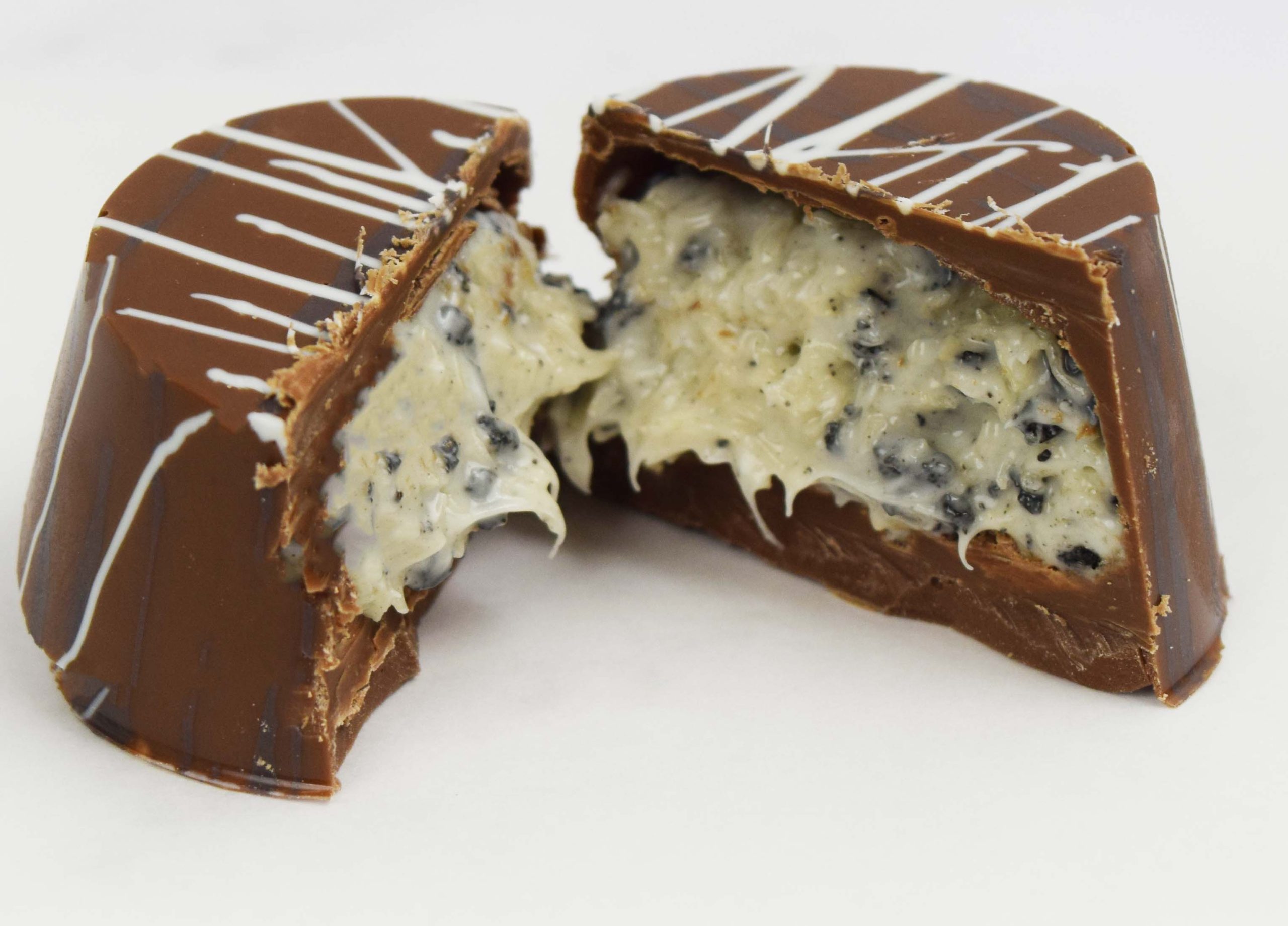 Dubai Domes – Cookies & Cream